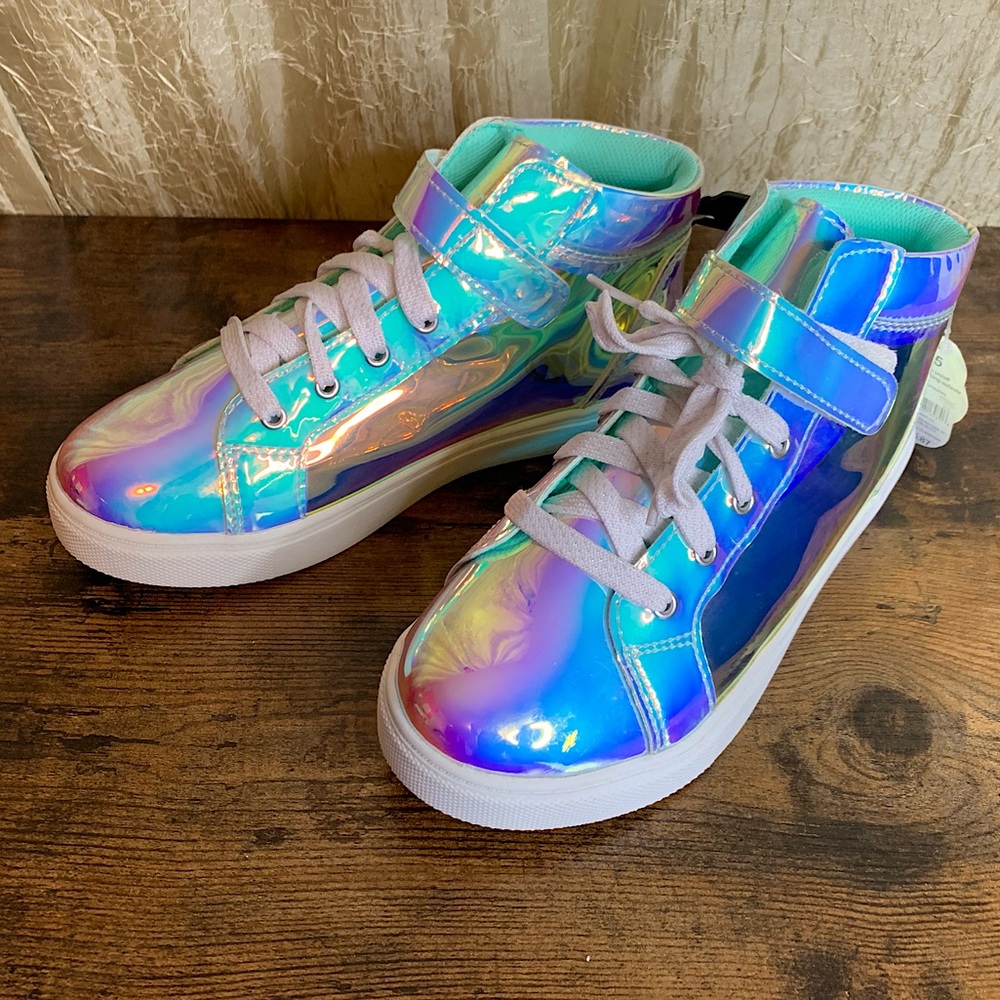 Wonder Nation Girls Iridescent Sneakers